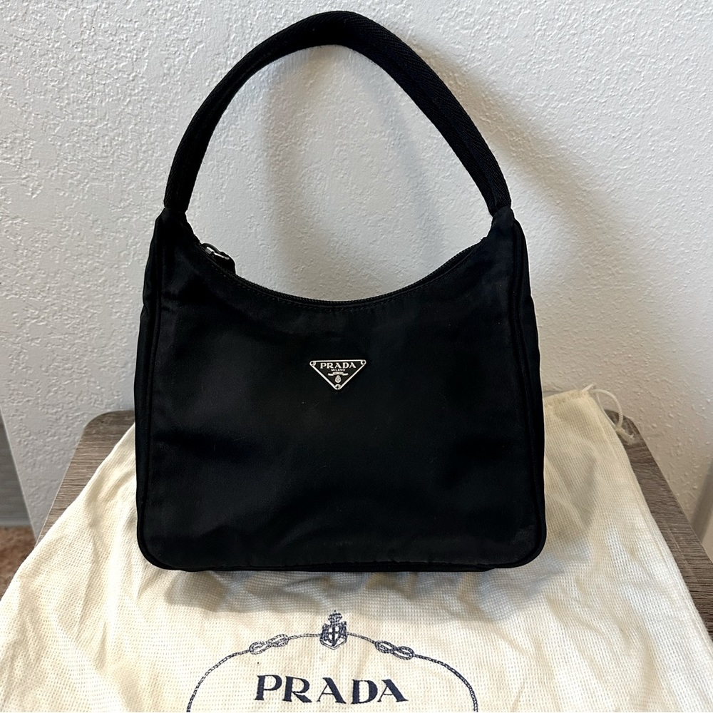 🔴SOLD🔴Prada Nylon Bag - Picture 1 of 9